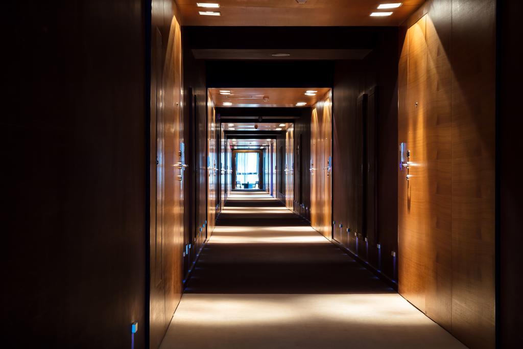 The Dostyk Hotel Almaty Exterior foto